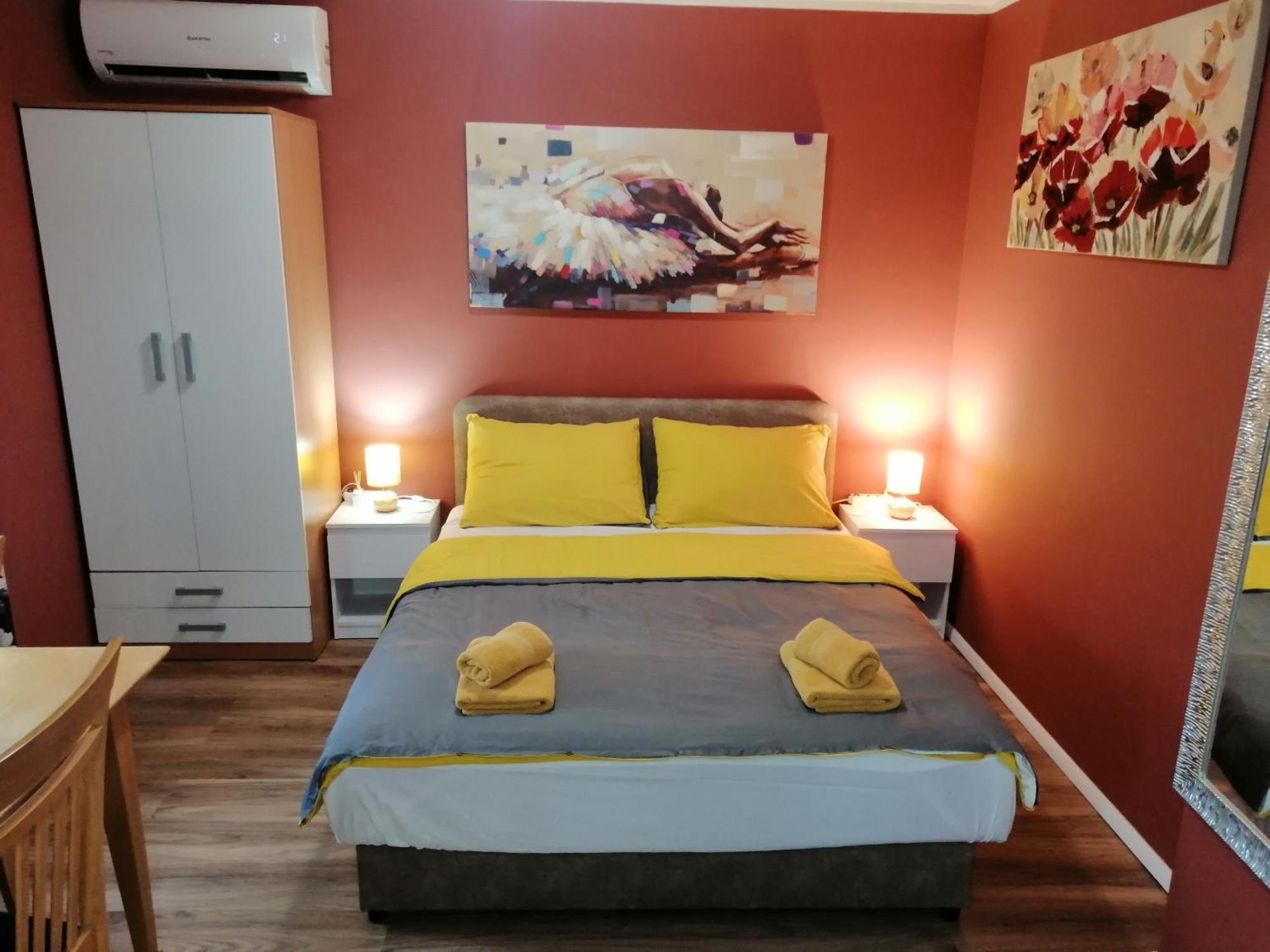 Break Apartment